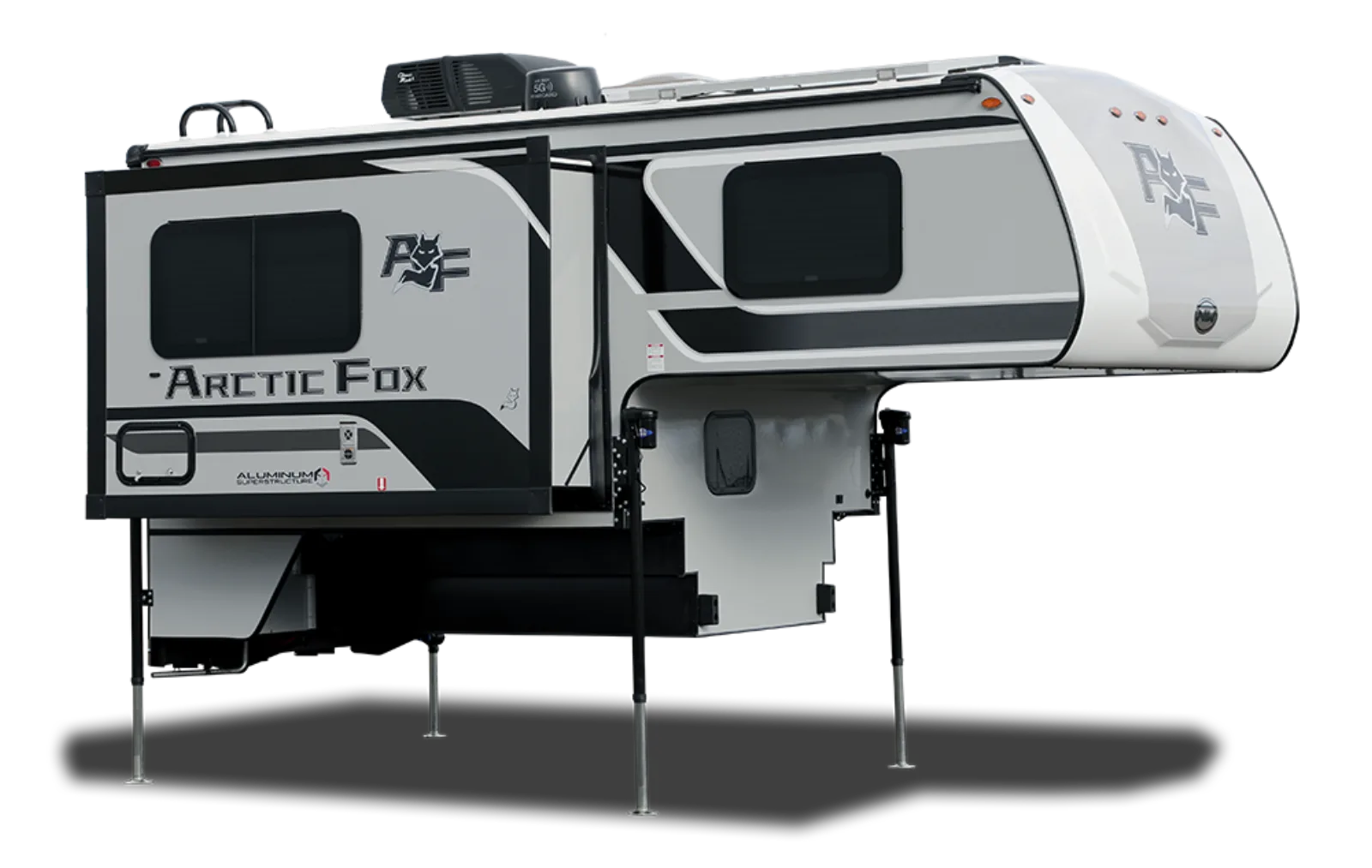 Arctic Fox Camper 811