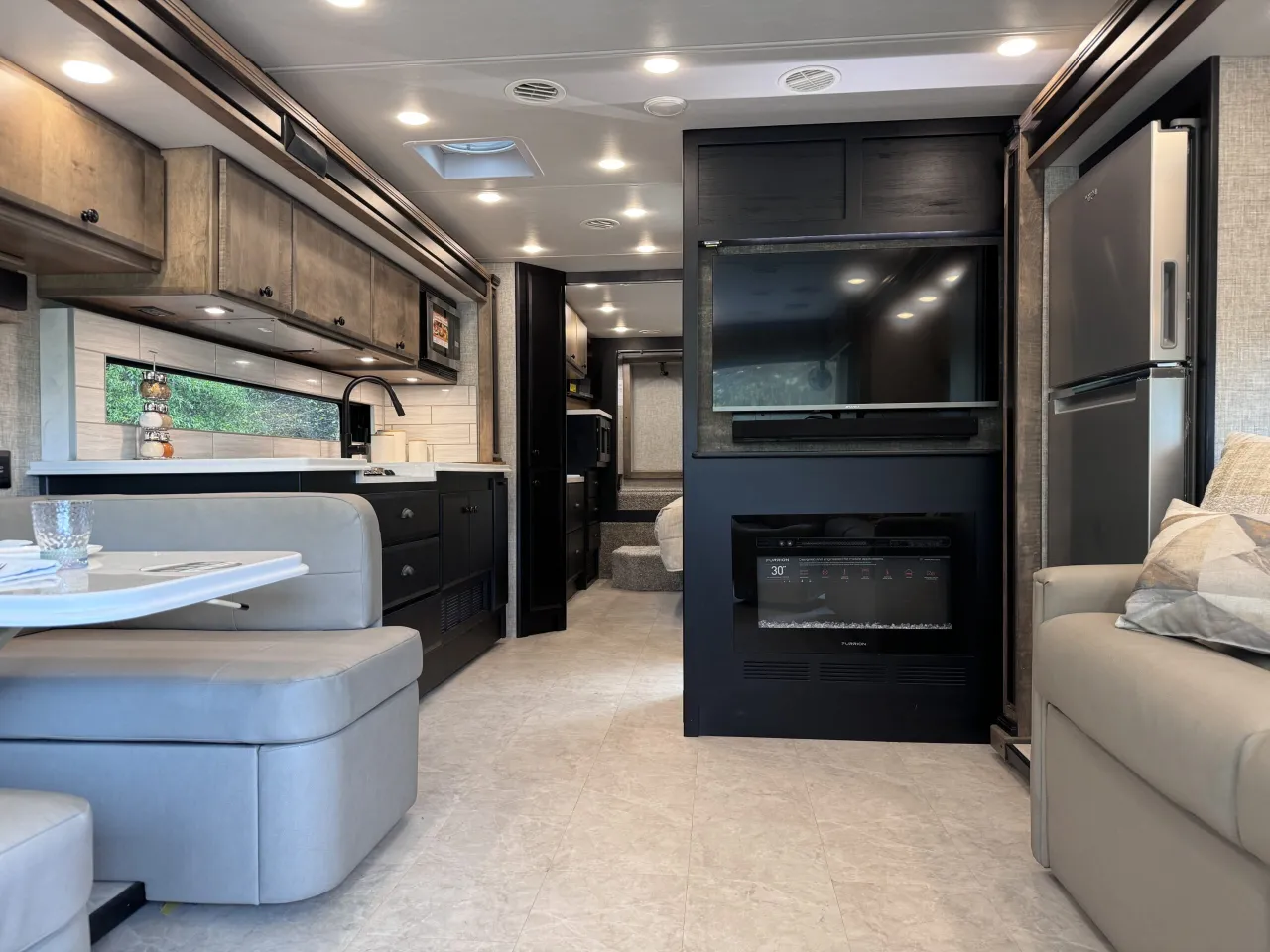2026 Tiffin Allegro Breeze for sale