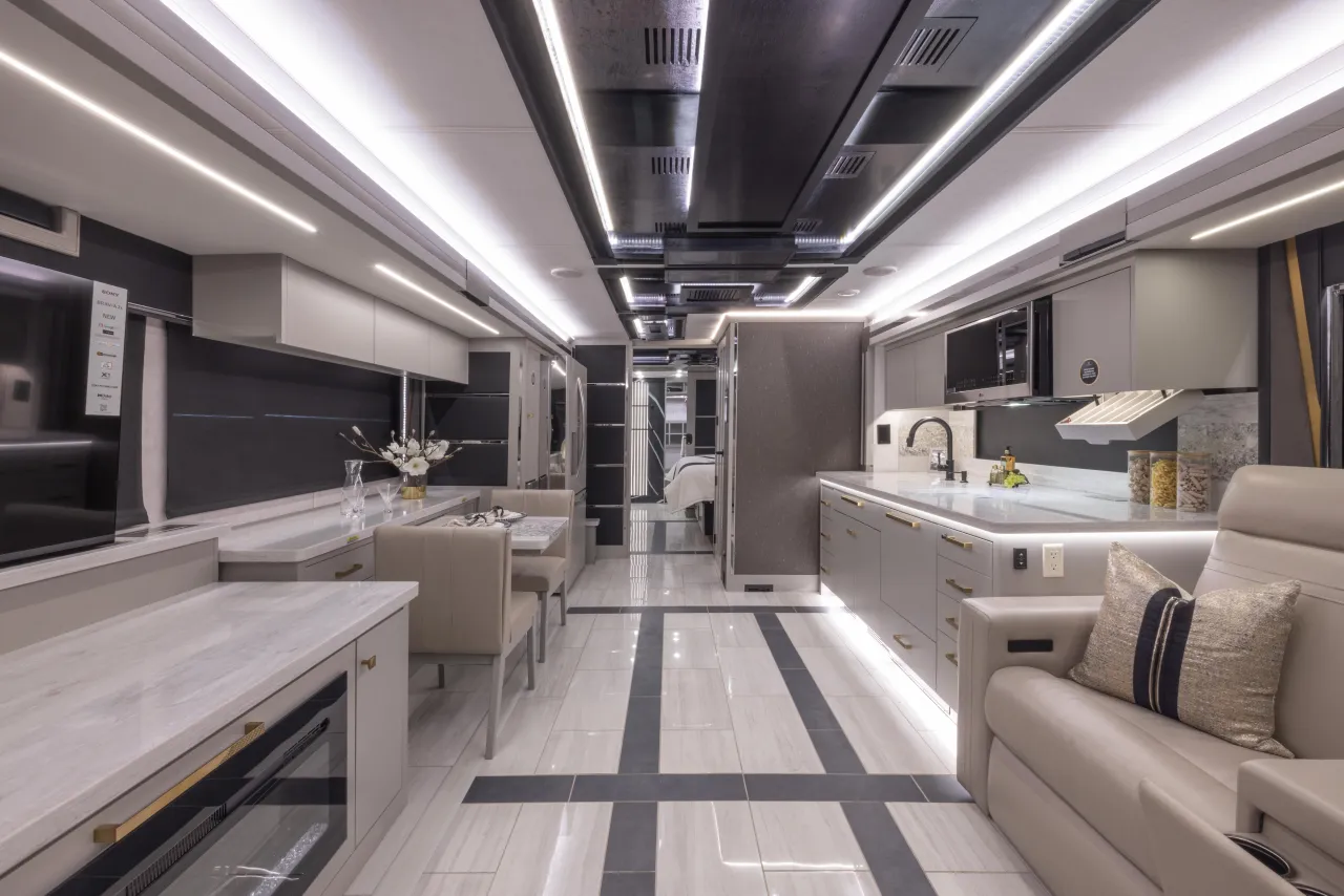2027 Tiffin Zephyr for sale